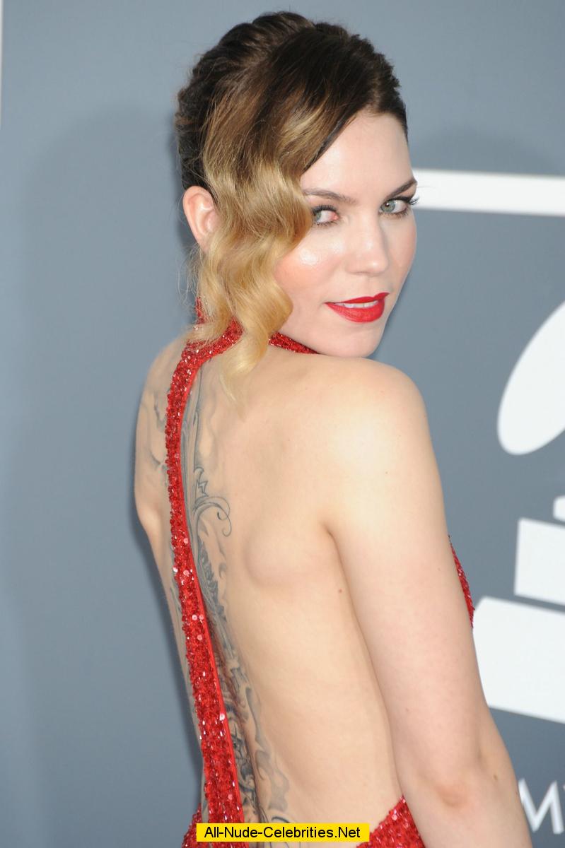 Skylar Grey.